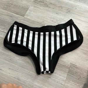 BRAND NEW Brazilian bikini bottom